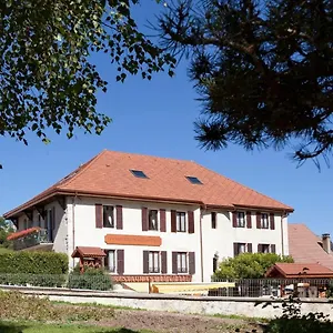 Le Hotel